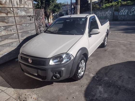 FIAT STRADA 1.4 MPI FREEDOM CS 8V FLEX 2P MANUAL